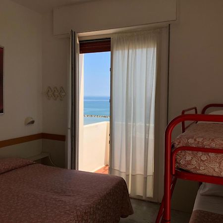 Hotel International Senigallia Camera foto